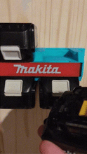Load image into Gallery viewer, Wall Mount for Makita 18v Batteries x4 (RS-Mk18WM)