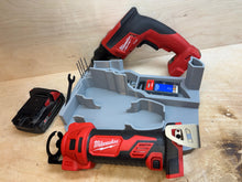 Load image into Gallery viewer, Packout Insert For M18 Drywall Screwgun and Cut Out Tool (MDCT)